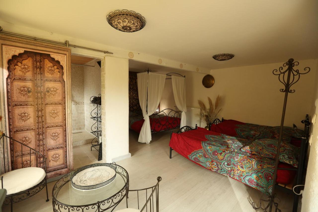 Fenetre Sur Loire Bed & Breakfast Iguerande Eksteriør bilde